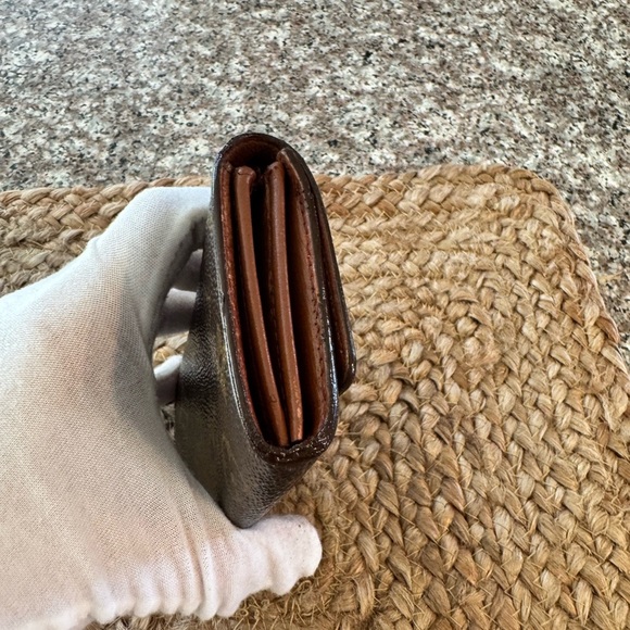 Louis Vuitton
Vintage 1990 Trésor Wallet billet - Picture 4 of 15